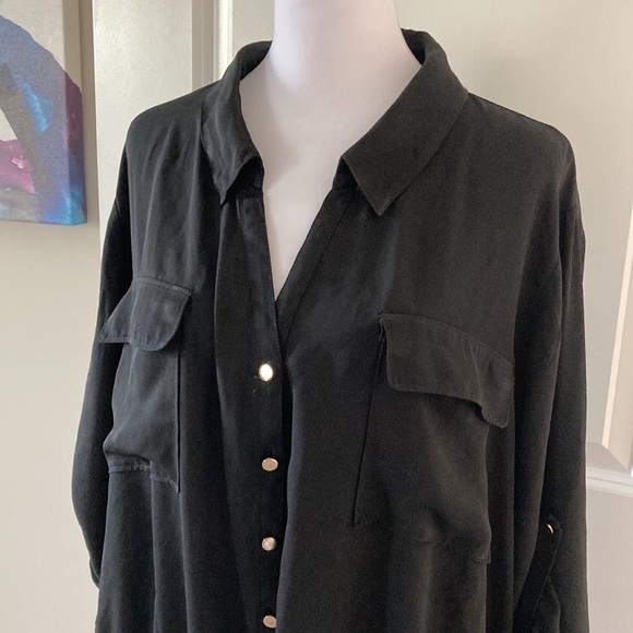 Lane Bryant 26 28 black sheer blouse button down v-neck collar - Picture 3 of 12